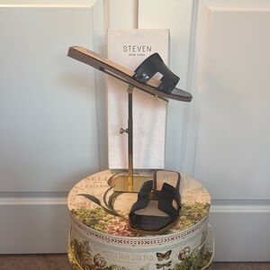 Black Minimalist Slide Sandals